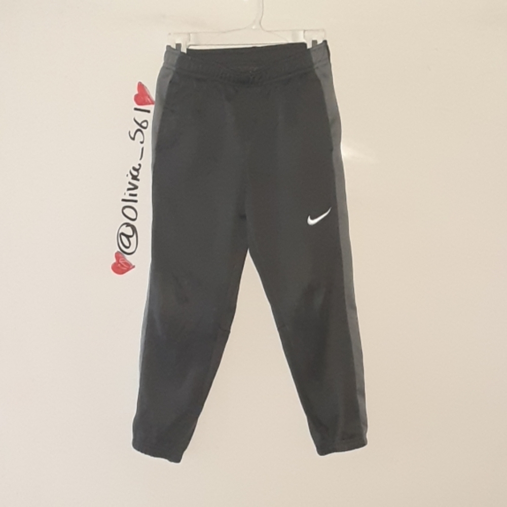 🌷☑ Nike boys DRI-FIT pants ☑